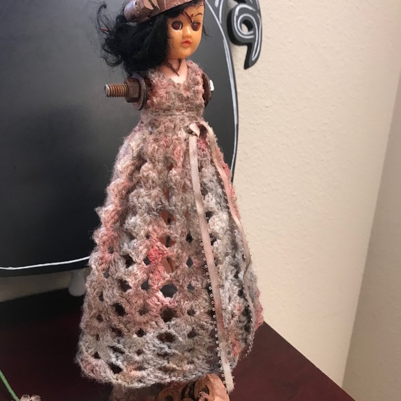 Princess DeBolt Custom Painted Creepy Halloween - Picture 3 of 7